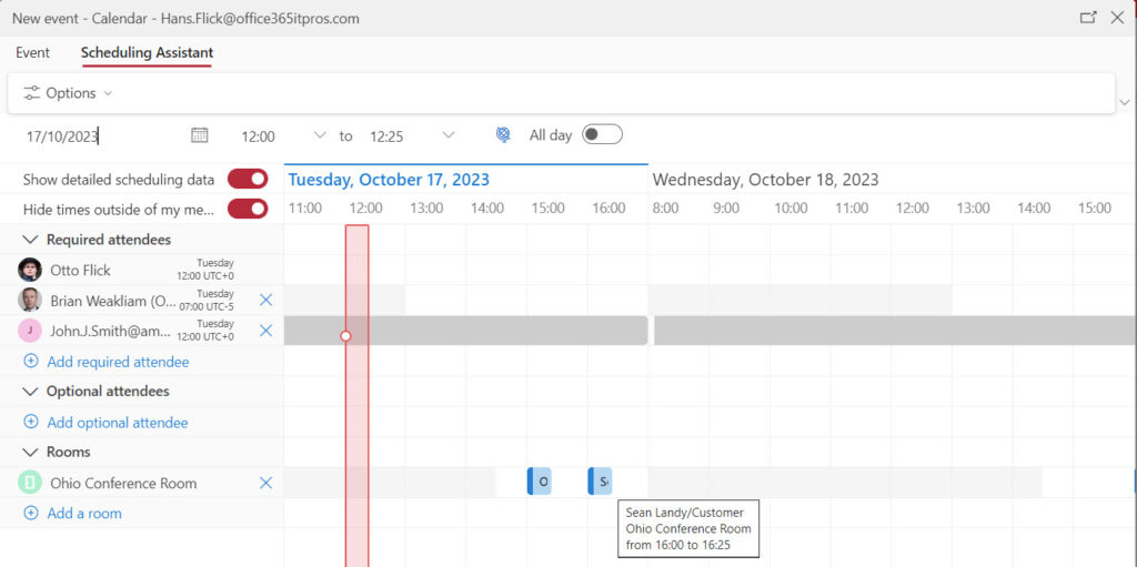 Using the scheduling assistant to find the best time for a meeting